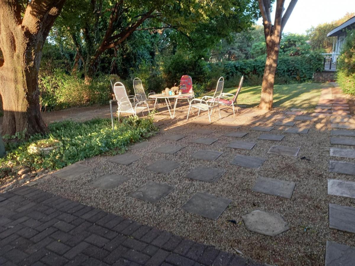 Credo Guest House Bloemfontein Luaran gambar