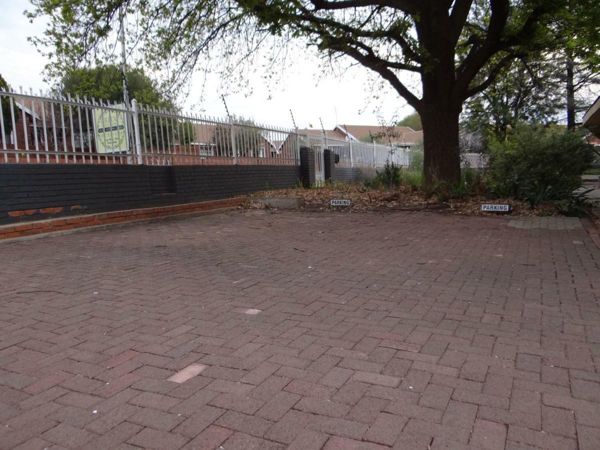 Credo Guest House Bloemfontein Luaran gambar