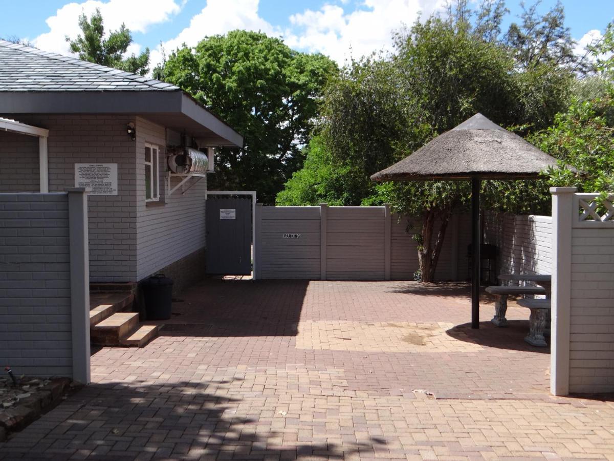 Credo Guest House Bloemfontein Luaran gambar